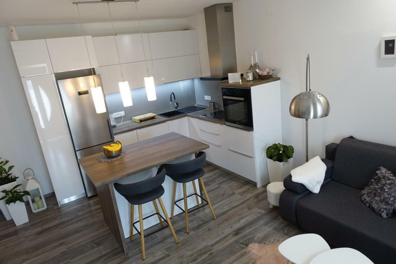 Apartman Maja Bol Exterior foto